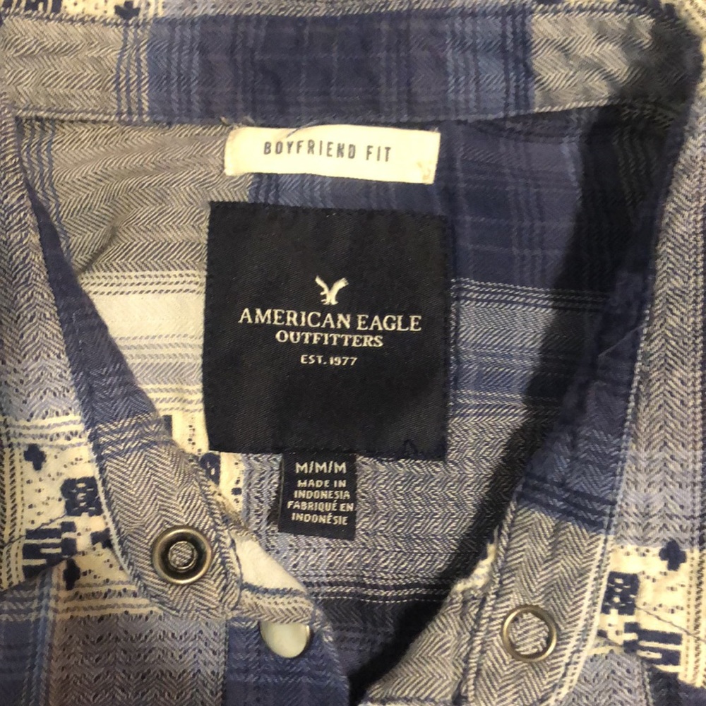 American Eagle aztec plaid long sleeve shirt size medium - Picture 2 of 3